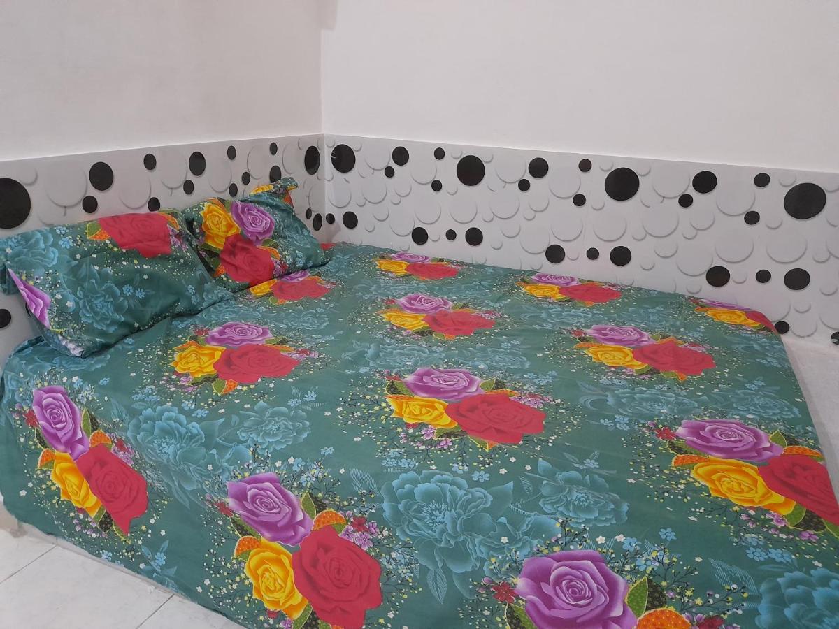 מלון קולומבו Rr House מראה חיצוני תמונה