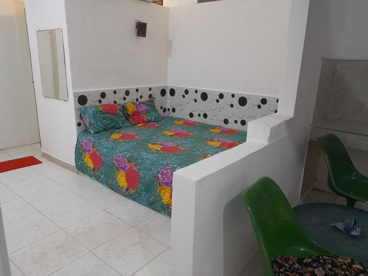 מלון קולומבו Rr House מראה חיצוני תמונה