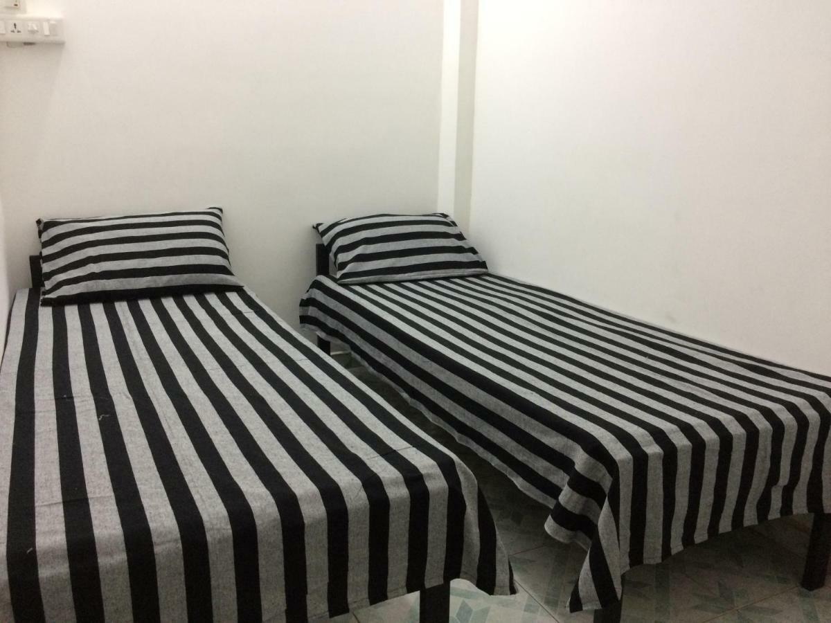 מלון קולומבו Rr House מראה חיצוני תמונה